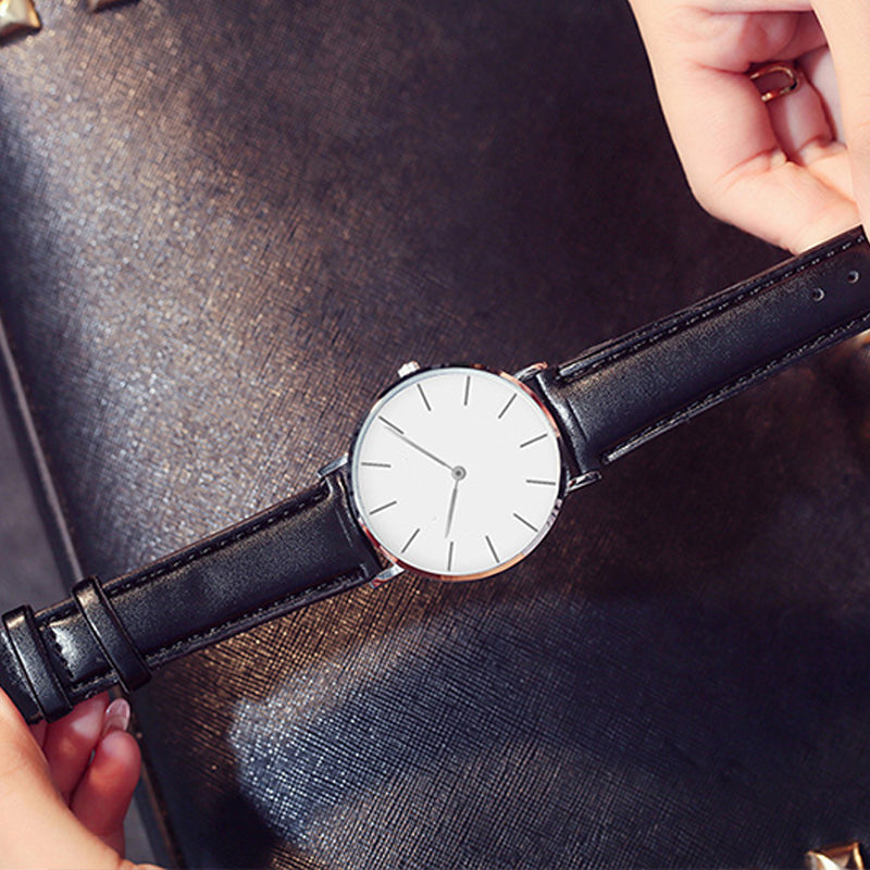 Women's Simple Round Dial Quartz Watch