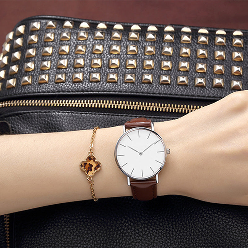 Women's Simple Round Dial Quartz Watch