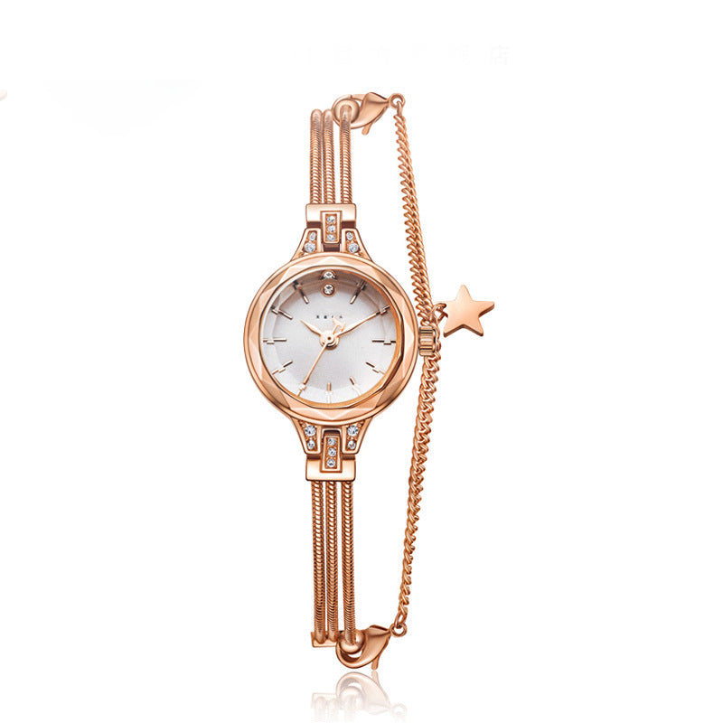 Women's 3D Dial Waterproof Quartz Watch with Bracelet