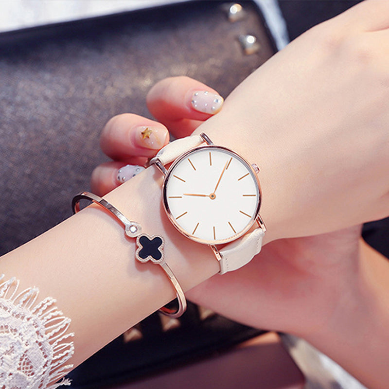 Women's Simple Round Dial Quartz Watch