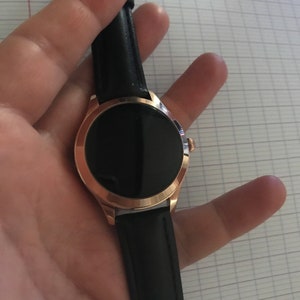 Women's Round Connected Watch